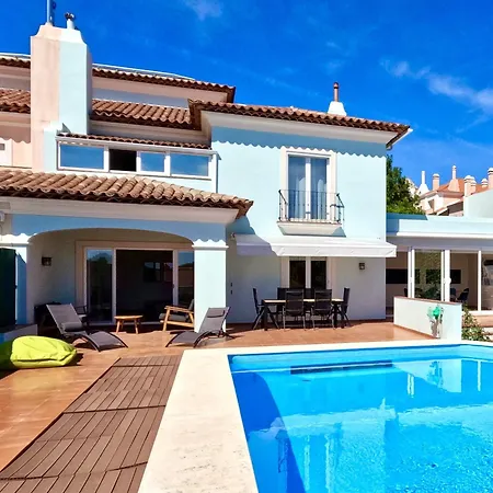 Casa Beloura Between The Sea And The Mountains Holiday home *