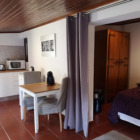 Bed & Breakfast Dos Poetas