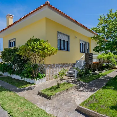 Villa Magoito *