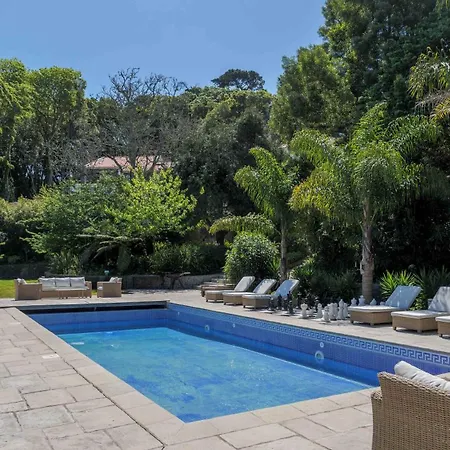 Luxurious Royal Estate In Historic Paradise *