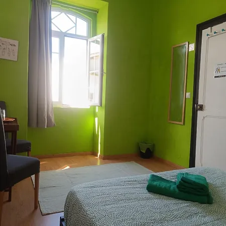 Meraki Hostel