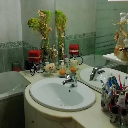 Global Guests Guest house *