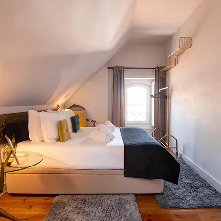 By Hansi Guest house *