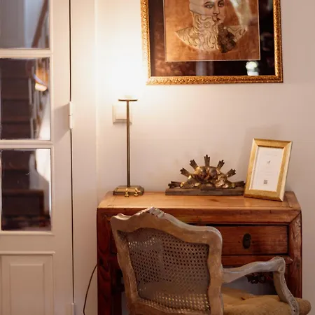 By Hansi Guest house Sintra