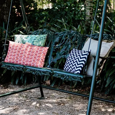 By Hansi Guest house Sintra
