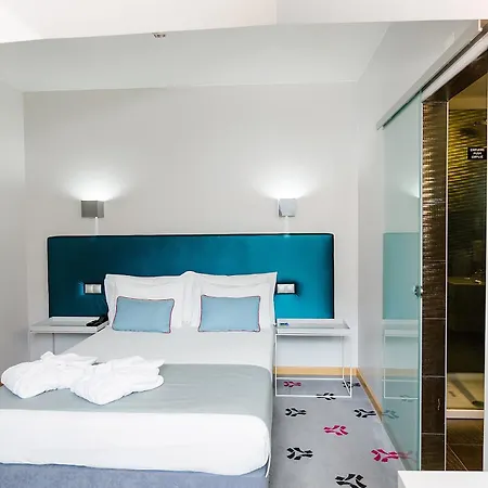 Bliss Hotel