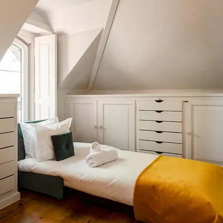 Guest house By Hansi Sintra