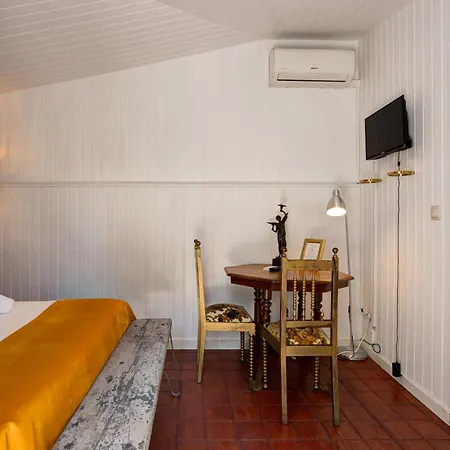 Guest house By Hansi *