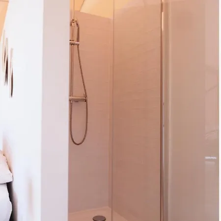Bed & Breakfast Dreamsea Surf Sintra