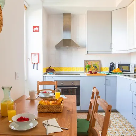 Casa Alegre, Overlooking Apartment