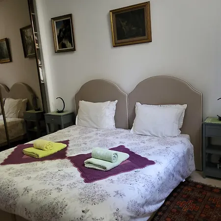 Lousa Homestay