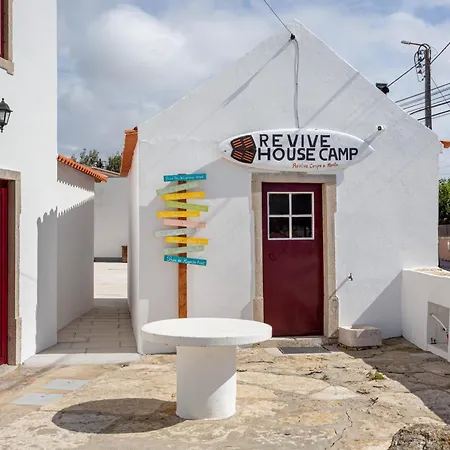 Guest house Revive House Camp - Ericeira - *