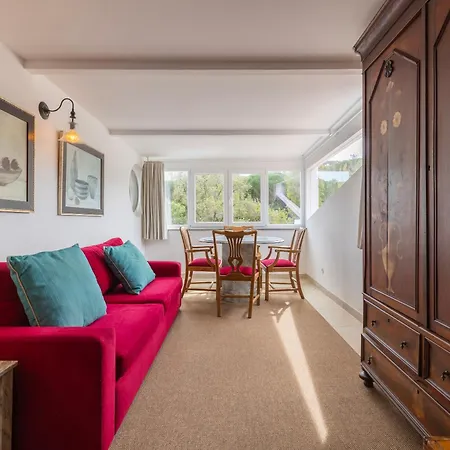 Exclusive Luxury In Villa Sintra