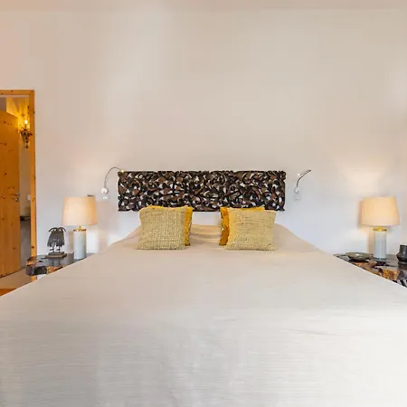 Exclusive Luxury In Villa