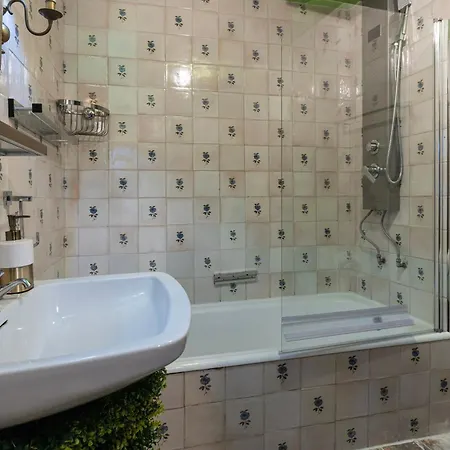 Wow - Unique Double Smart In 17th Century Palace! Hot Tub, Snooker, Bbq, Ps5, Sauna, Gym
