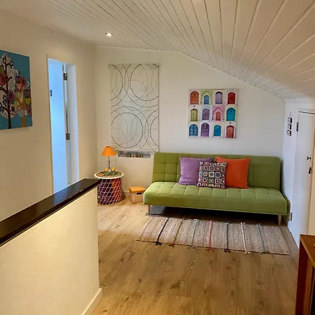 Holiday home In Sao Joao Lampas Mit Kamin Sintra