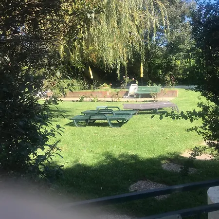 Holiday home Garden Paradise With Pool For 4 *