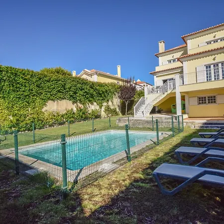 Luxurious 4-bedroom Golf With Private Pool
