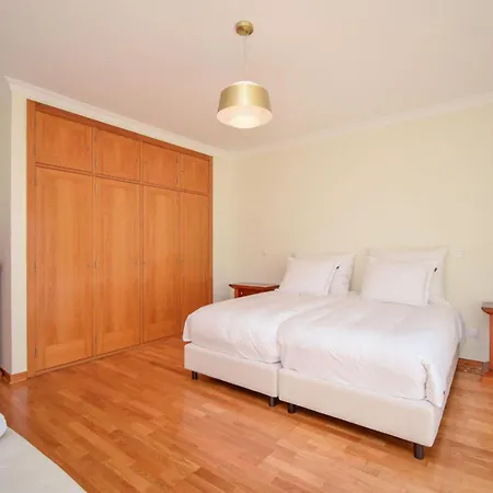 Luxurious 4-bedroom Golf With Private Pool