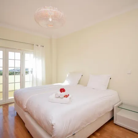 Luxurious 4-bedroom Golf With Private Pool Villa