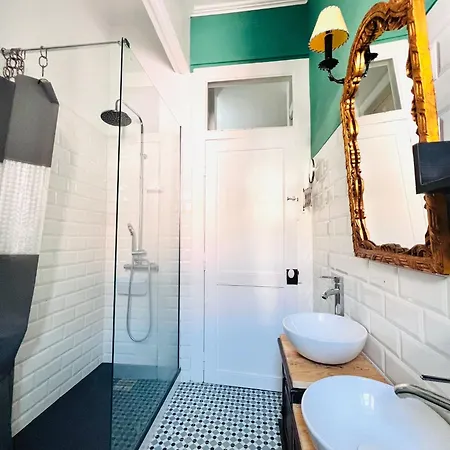 Apartment Location To Visit Sintra, Next To Station, Perfect For Tourists Sintra