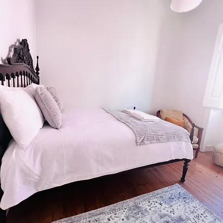 Apartment Location To Visit Sintra, Next To Station, Perfect For Tourists Sintra