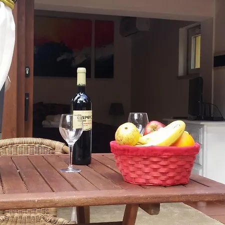 Bed & Breakfast Dos Poetas