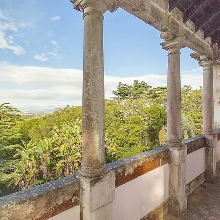 The Romantic Suites & Garden (adults Only)
