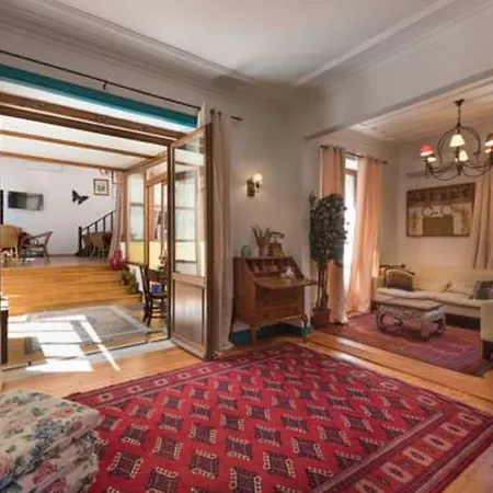 Bed & Breakfast Dos Poetas Sintra