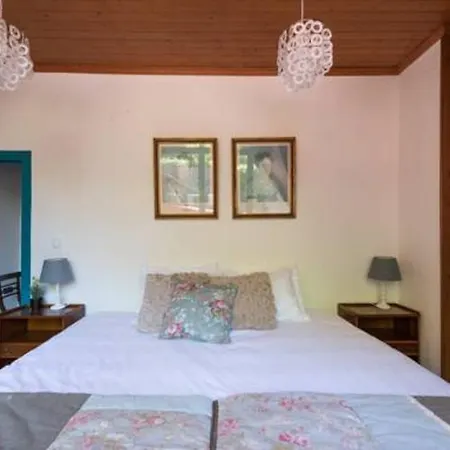 Dos Poetas Bed & Breakfast