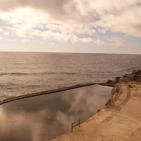 Casa Azenhas By Lisbon Village Holiday home