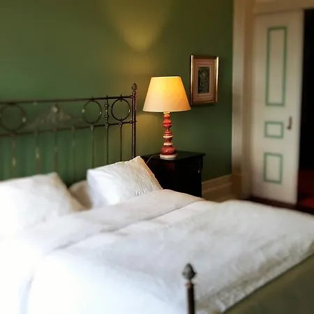 Casa de hóspedes The Romantic Suites & Garden (adults Only)