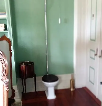 The Romantic Suites & Garden (adults Only)