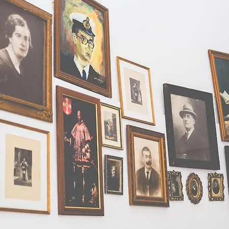Alojamento de Acomodação e Pequeno-almoço Sintra1012 Boutique 3*