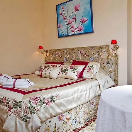 Guest house Mira Longa *