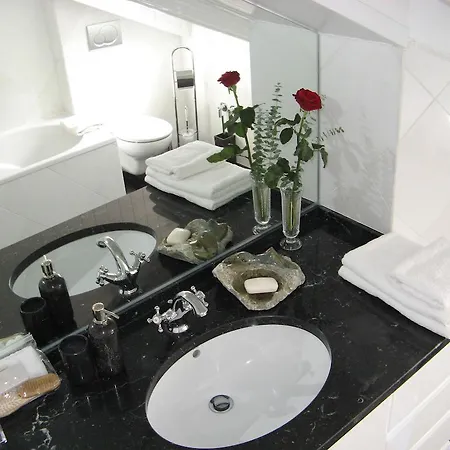 Guest house Mira Longa *