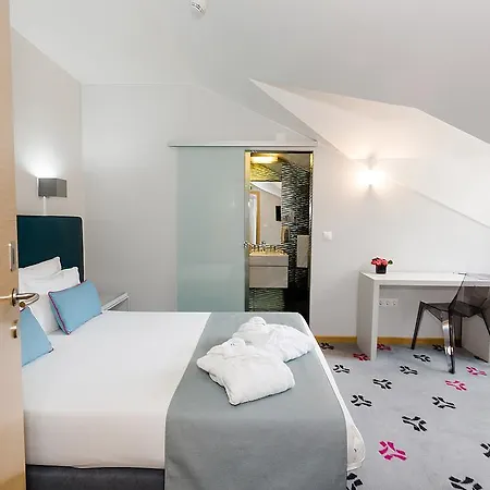 Hotel Bliss 3*
