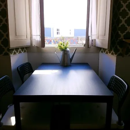 Cozy Townhouse * Sintra