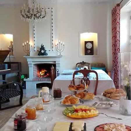 Acucena Vintage Bed & Breakfast