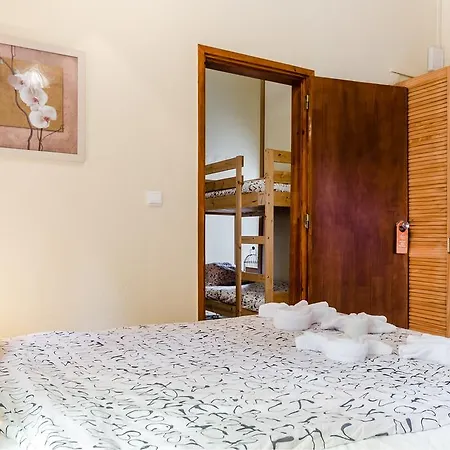 Guest house Sarrazola Garden
