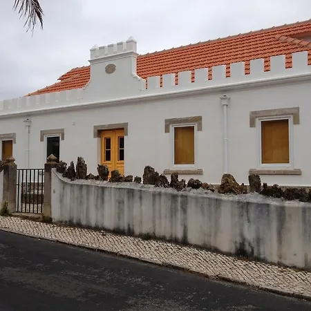 Castro Beach House *