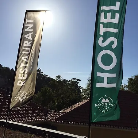 Hostel Moon Hill By Joivy Sintra
