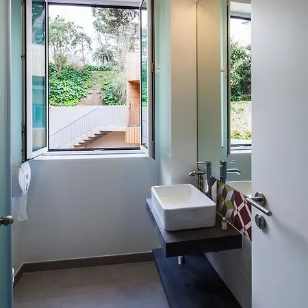 Moon Hill By Joivy Hostel Sintra