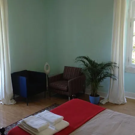 Relogio Guest house 3*