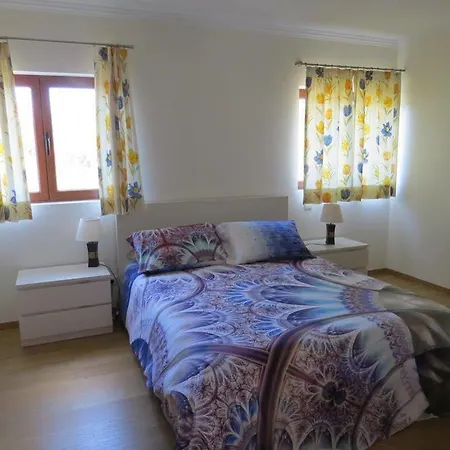 Casa Azenhas By Lisbon Village Holiday home