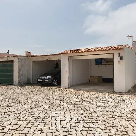 Holiday home Checkincheckout - Casa De Ferias Azenhas Sintra