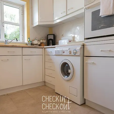 Checkincheckout - Casa De Ferias Azenhas Sintra