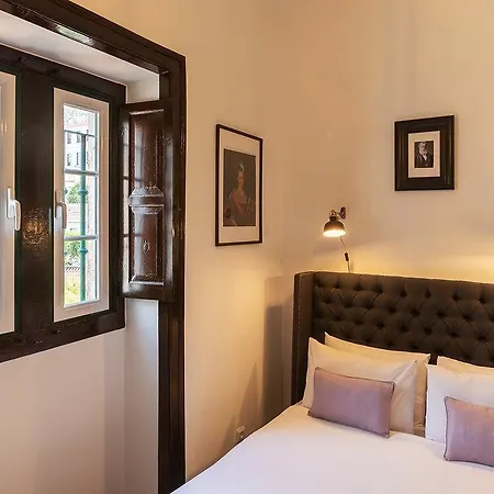 Sintra1012 Boutique Alojamento de Acomodação e Pequeno-almoço 3*