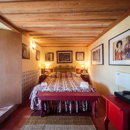 Shepinetree - Capela House Villa *