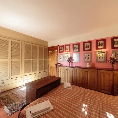 Shepinetree - Capela House Villa